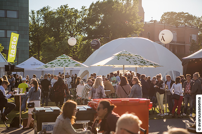 Ensitunnelmia Taste of Helsingistä